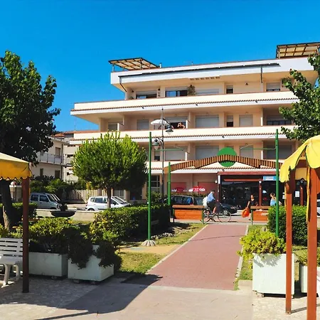 In With Parking Space Apartment Silvi Marina