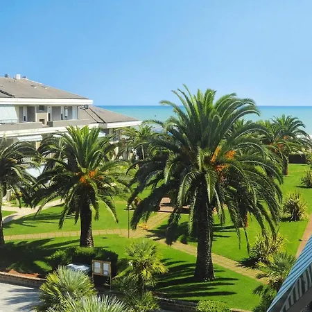 In With Parking Space * 锡尔维玛丽娜